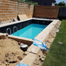 Ajoutez une touche de luxe à votre maison avec une piscine intérieure Bagneux